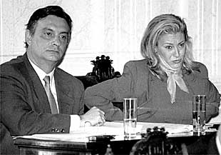 Carolina España, concejala de Medio Ambiente, junto a José Antonio Serrano, ayer.