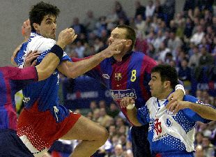 Garralda, en uno de los lanzamientos que supusieron goles para el Portland ayer.