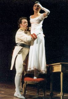 Dos cantantes de la compañía del teatro Mariinski, en  Guerra y Paz .