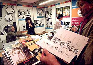 Imagen de la caseta que comparten las editoriales Ponent, Sinsentido e Inrevés.