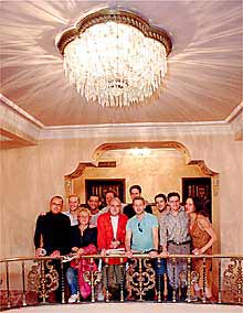 La compañía del Centro Dramático Nacional, ayer en el Lope de Vega.