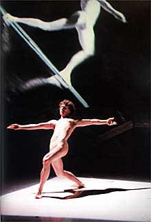 Una escena de  Metapolis,  con proyección de vídeo en directo.