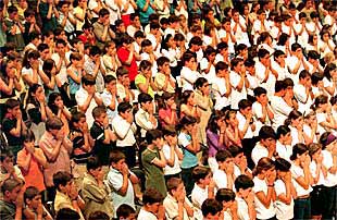 Cantata para 900 niños