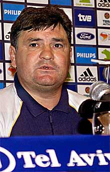 Camacho, durante la rueda de prensa de ayer.