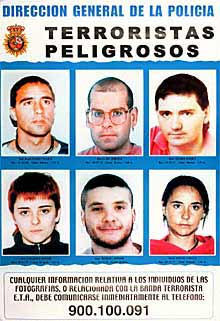 Cartel con las fotos de los supuestos etarras.
