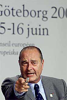   La UE confía en conseguir la ampliación en 2002   En la foto, Jacques Chirac, durante una intervención ante la prensa en Gotemburgo.
