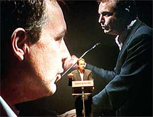 José Luis Rodríguez Zapatero, durante el mitin en el Auditorio de Barcelona.