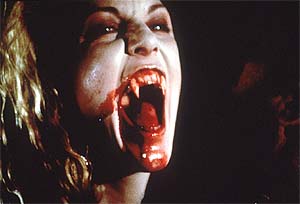 Imagen de la película  Vampiros de John Carpenter .