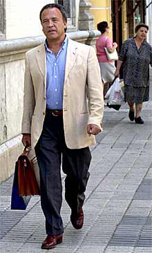 Pedro Pacheco, ayer, al acudir al Consejo de Caja San Fernando.