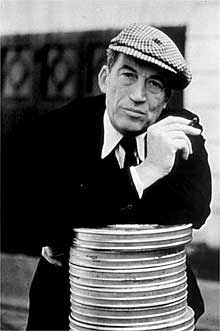 John Huston, durante el rodaje de  La burla del diablo  (1953).