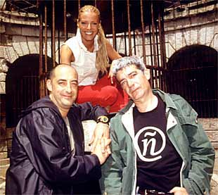 Félix Álvarez, Paula Álvarez y Oscar Landoire, en  Fort Boyard .