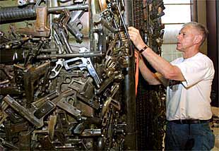  El arte de hacer la paz , de Wallis Kendal.