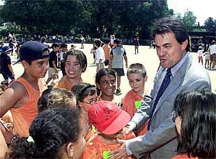 El  conseller en cap,  Artur Mas, ayer en un encuentro de  casals d'estiu  en Barcelona.