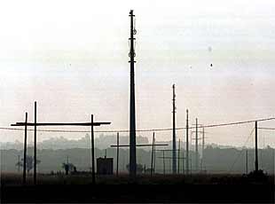 Torres eléctricas de la línea de las Gavarres en el término de Llagostera.