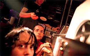 DJ' S Zero y Mónica.