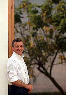 Paulino Plata, tras la entrevista, en el parador de Antequera.