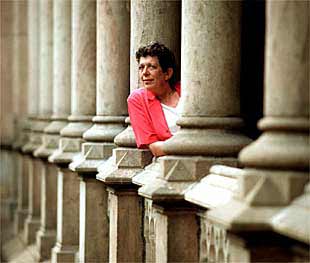 Eulàlia Vintró, en la Facultad de Letras de Barcelona.