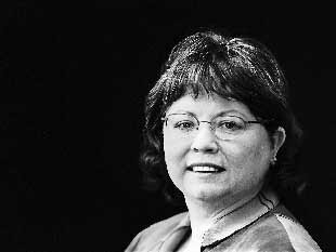 Mary Harney, ministra irlandesa de empresas, Comercio y Empleo.