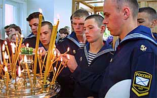 RUSIA LLORA A LOS 118 MUERTOS UN AÑO DESPUÉS.