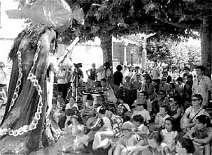 Una actuación en la calle en el certamen de Araia del año pasado.