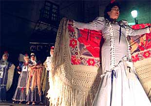 Santos por el día y no tanto por la noche