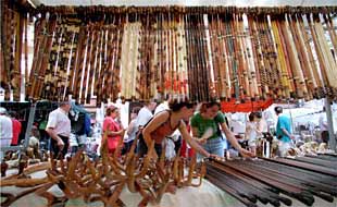 La Fira d'Agost de Xàtiva llega a su ecuador con  gran afluencia de público