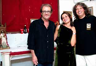 De izquierda a derecha, Eduardo Aute, Mónica Molina y José Mercé, durante la gira.