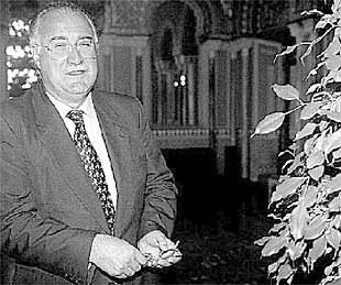 Iñaki Azkuna, el viernes en el salón Árabe del Ayuntamiento de Bilbao.