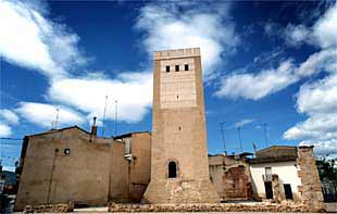 Torreón restaurado del antiguo señorío de la familia Borja, en la Torre de Canals.