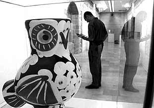 Una muestra revela la condición de ceramista de Picasso