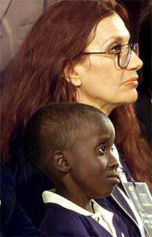 Demanda contra Suráfrica por no tratar con  antirretrovirales a las gestantes con sida