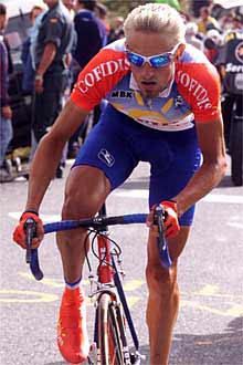 Con la 'bici' al diván