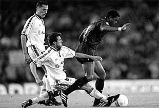 Kluivert, en un partido ante el Sevilla de hace dos temporadas.