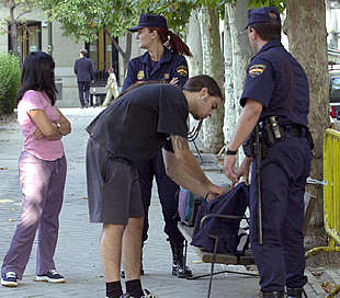 La policía adopta medidas de seguridad en las inmediaciones de la Audiencia Nacional.