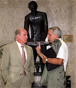 Luis Mardones, izquierda, y José Carlos Mauricio ayer en el Congreso.