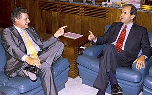 El ministro de Administraciones Públicas, Jesús Posada, junto al presidente andaluz, Manuel Chaves.