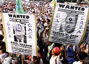 Manifestación de musulmanes, ayer, en Yakarta.