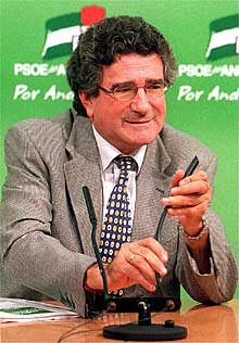 Luis Pizarro, ayer, en la sede del PSOE.