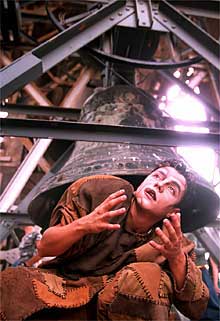 Quasimodo en la catedral de Barcelona