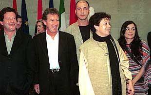 Joaquim de Almeida, Jorge Arriagada, Darío Gradinetti y Candela Peña (derecha), miembros del jurado, anoche en el Palau de la Música de Valencia.