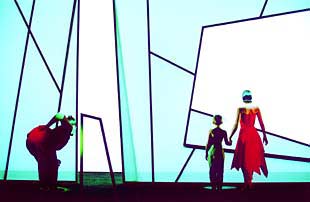 Una escena del montaje de Robert Wilson de  Woyzeck,  de Georg Büchner.