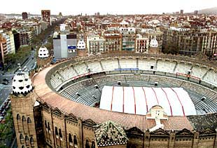 Un teatro dentro de la plaza de toros