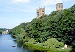 La catedral de Durham, a unas tres horas de tren desde Londres hacia el norte de Inglaterra, es uno de los escenarios de la película  Harry Potter y la piedra filosofal. 