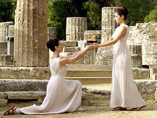 Ya arde la llama olímpica de Salt Lake 2002