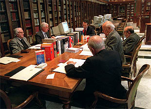 Una reunión en la Academia Española.
