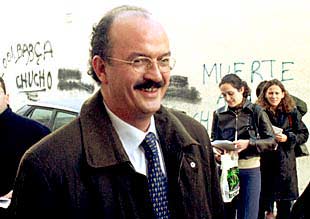 Miguel Segovia acudió ayer a declarar ante la juez por el  caso Bariloche. 