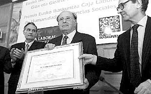 HUMANIDAD Y ERUDICIÓN.