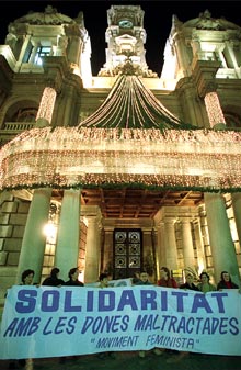 Mujeres contra las agresiones