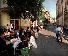 El puente es cada vez más alto