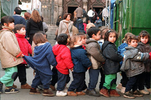 Menudas multitudes en la Fira de Santa Llúcia